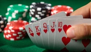 Tìm hiểu luật chơi Poker 5 lá