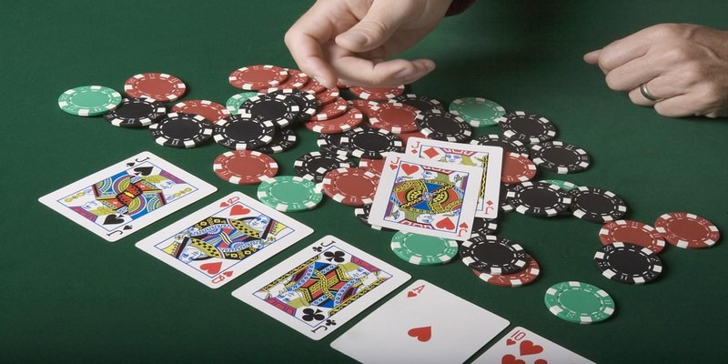 Cách chơi bài Poker 5 lá mới nhất