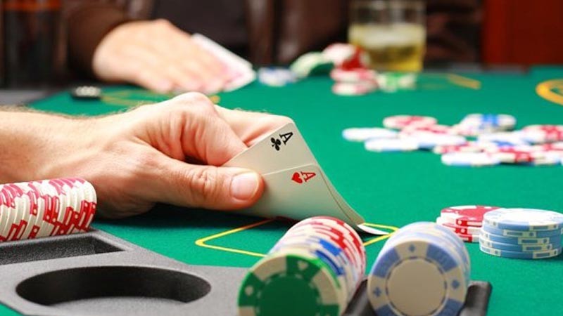 cách chơi poker sát nhất 2024