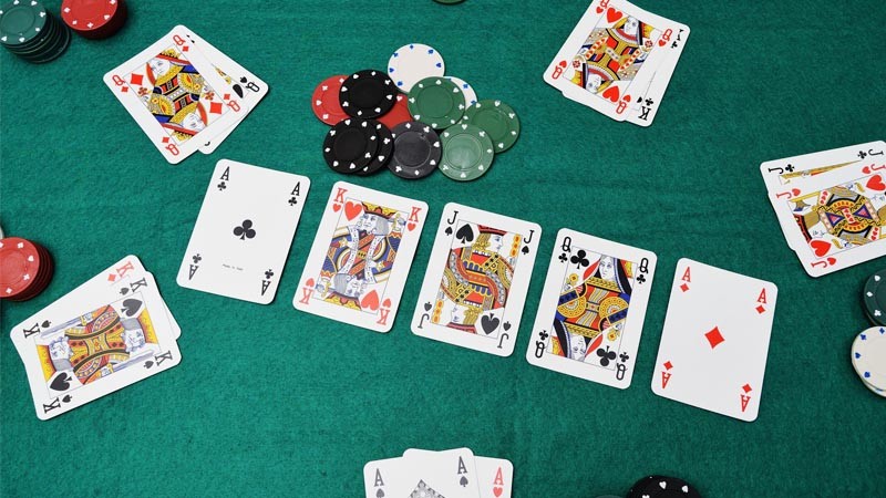 cù lũ poker cách chiến thắng