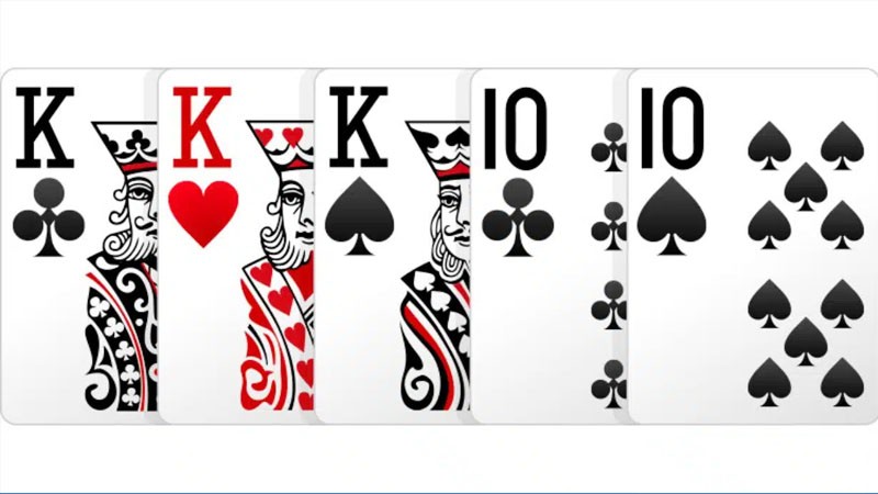 bảng poker với cù lũ